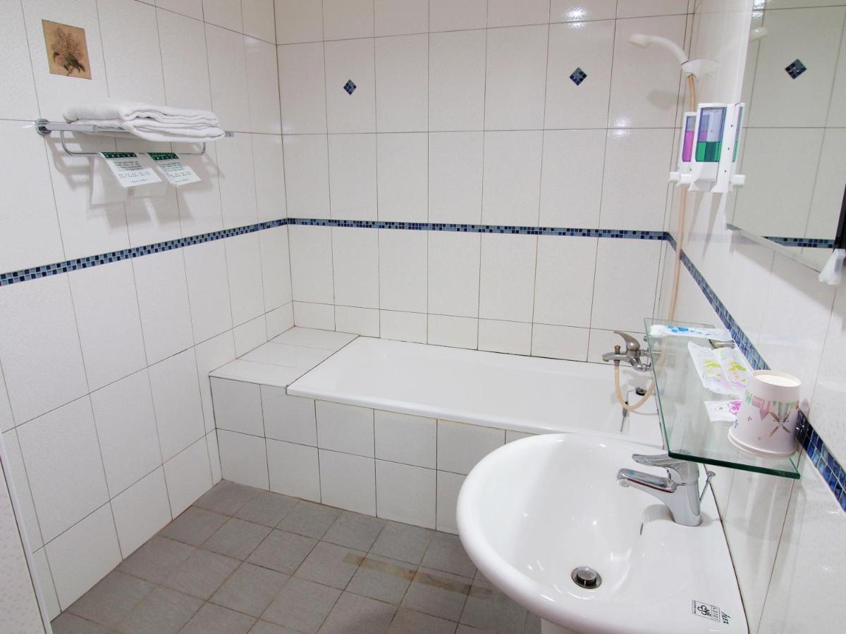 Yi Pin Yuan Hotel Tainan Dış mekan fotoğraf